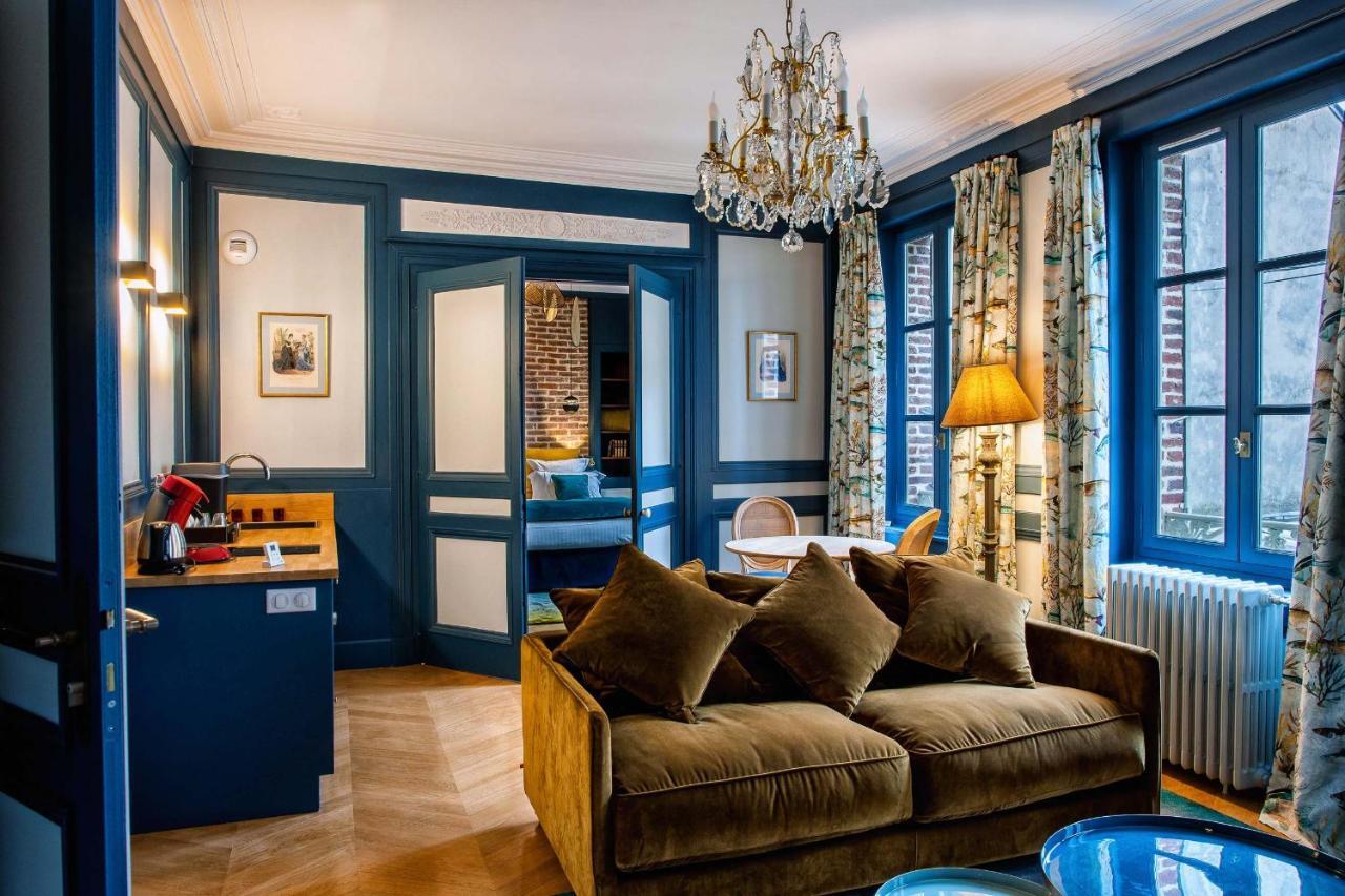 Bed and Breakfast La Petite Folie Онфлёр Экстерьер фото