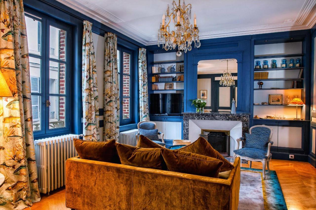 Bed and Breakfast La Petite Folie Онфлёр Экстерьер фото