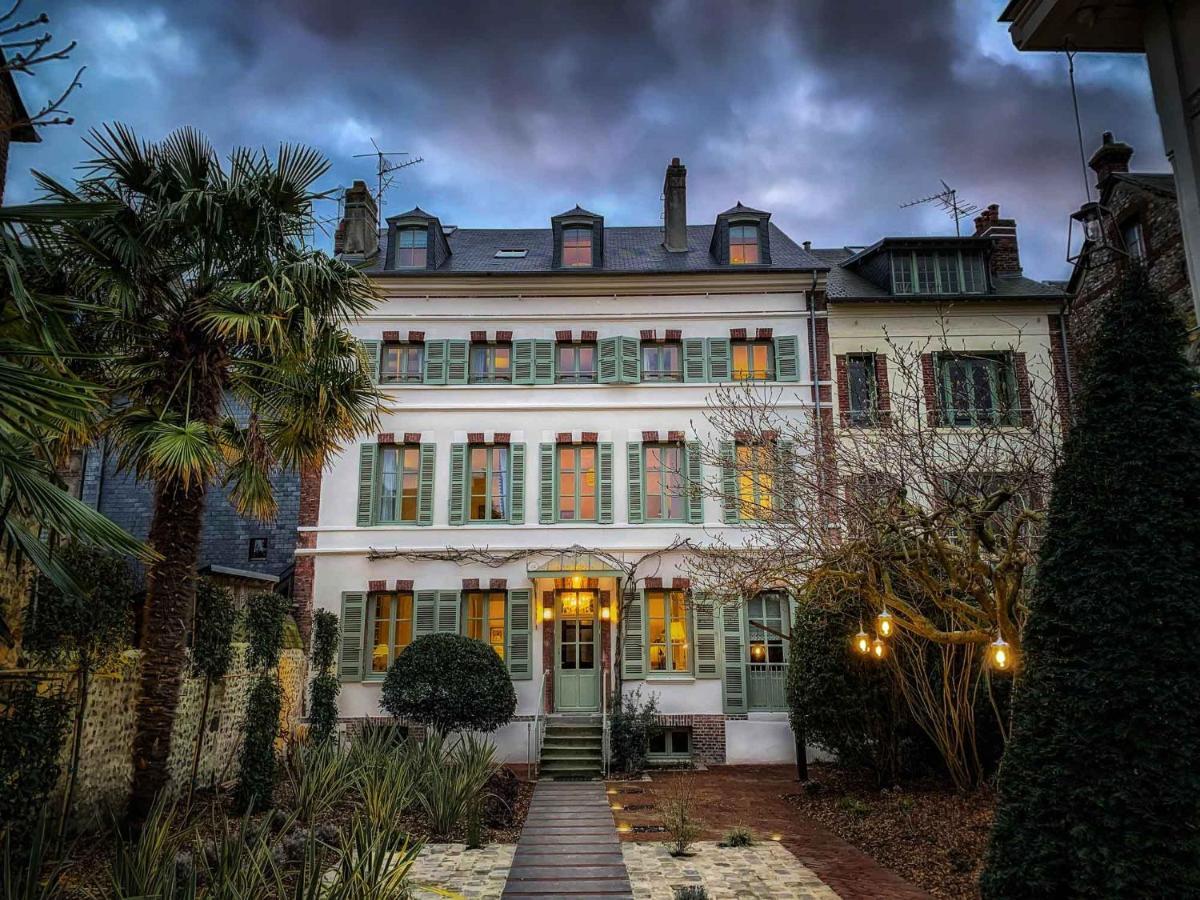 Bed and Breakfast La Petite Folie Онфлёр Экстерьер фото
